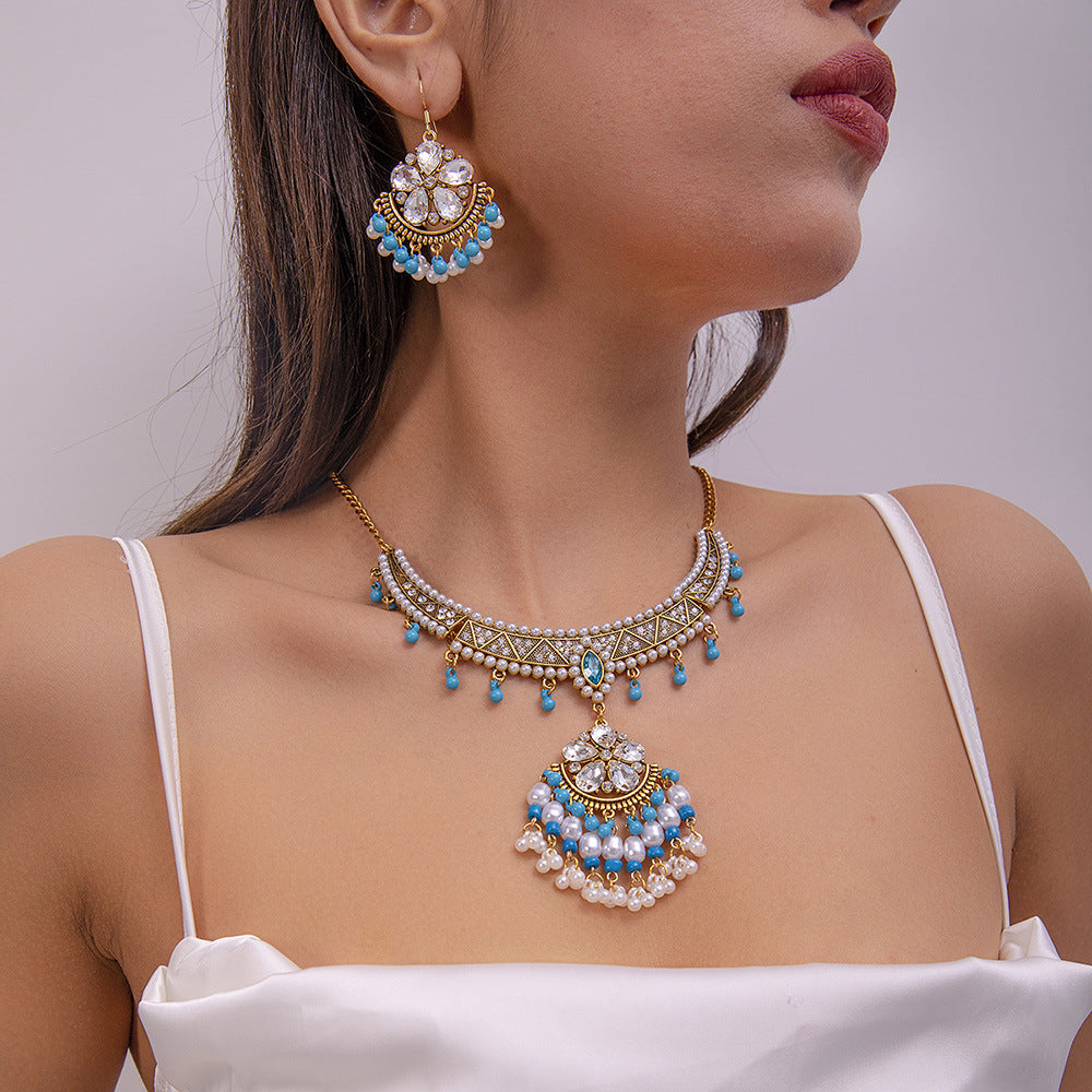 Ethnic-style Pearl Flower Necklace And Earrings Set