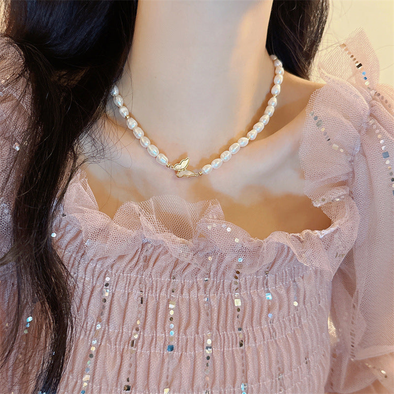 Light Luxury Shell And Butterfly Necklace Sophisticated & Elegant