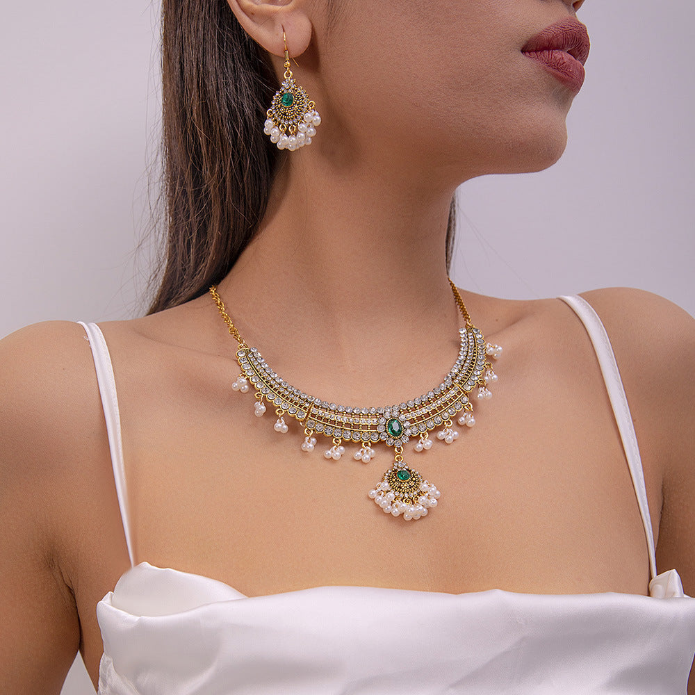 Ethnic-style Pearl Flower Necklace And Earrings Set