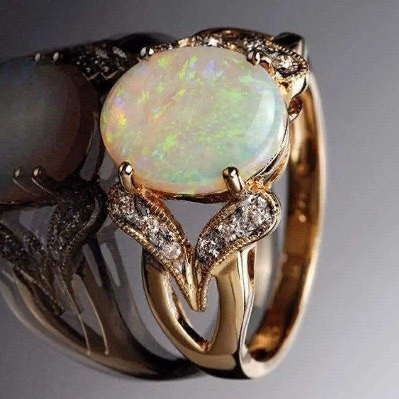 Retro-inlaid Egg-shaped Stone Beautiful And Elegant Ring
