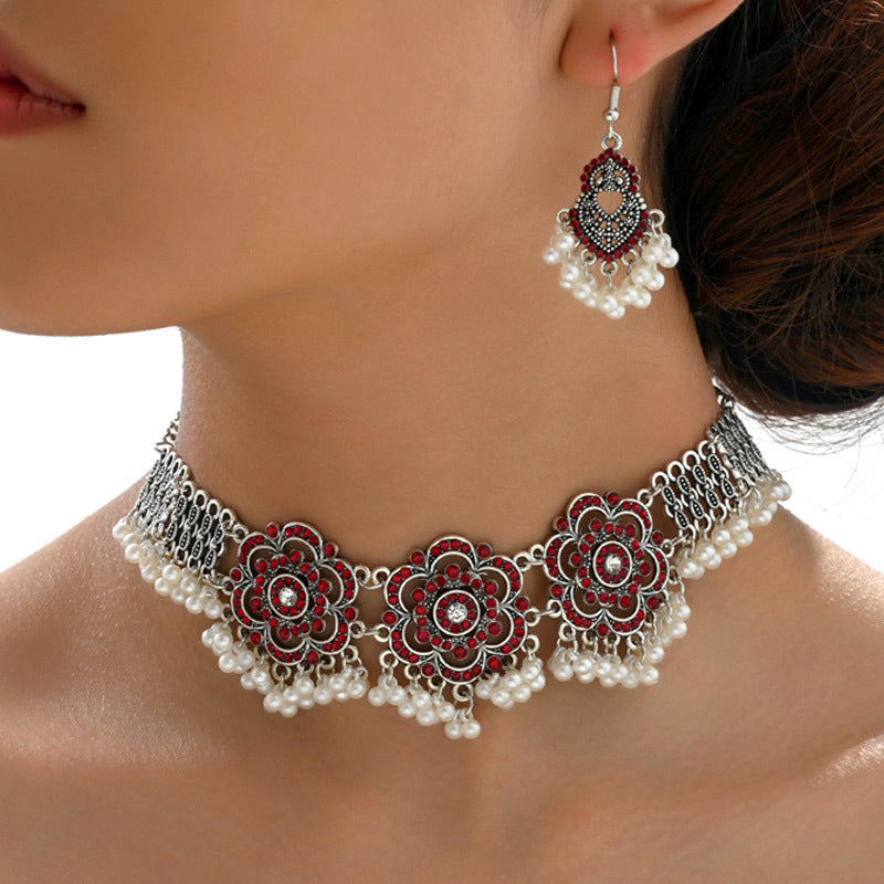 Ethnic-style Pearl Flower Necklace And Earrings Set