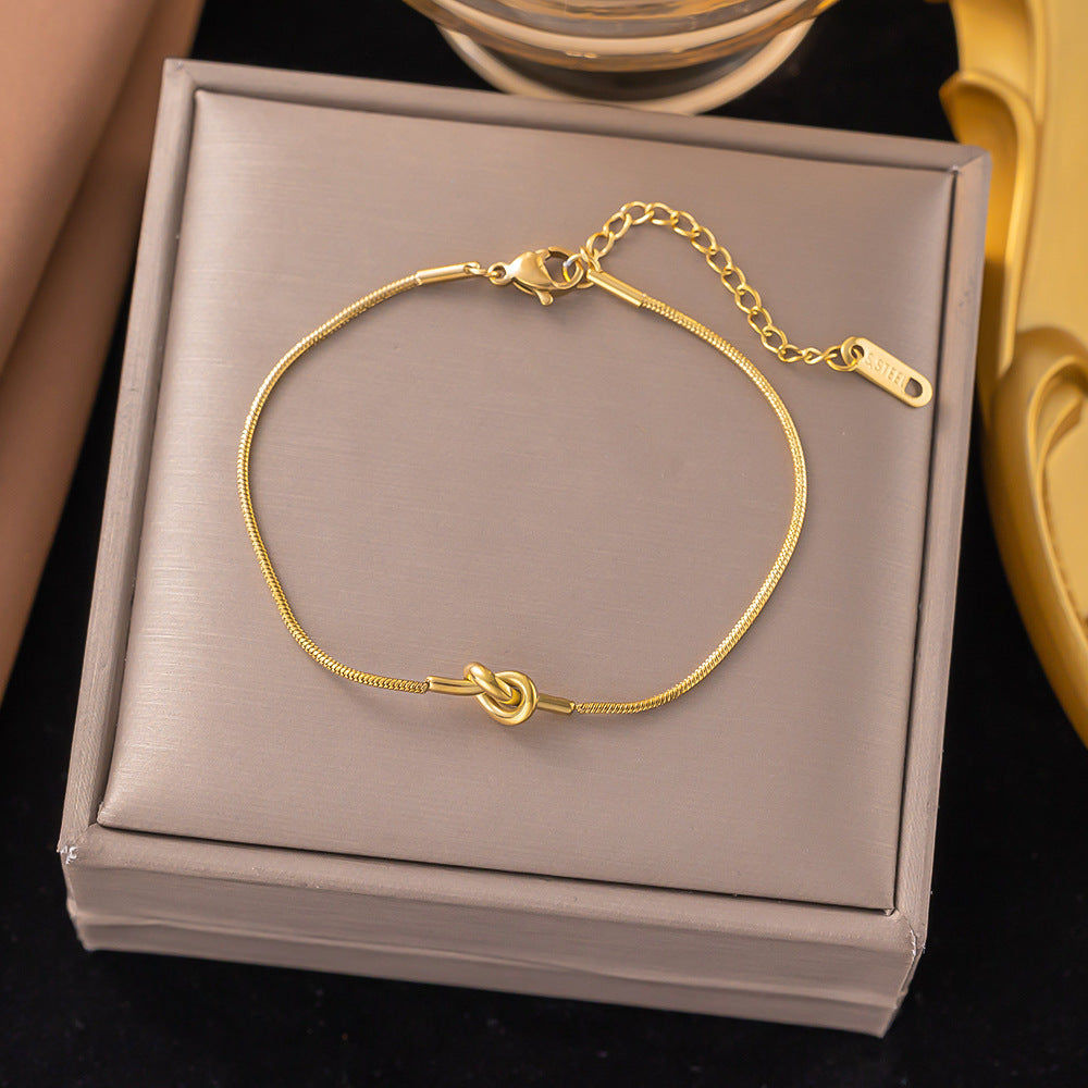 New Colorfast Japanese And Korean Style Titanium Steel Bracelet For Women, Versatile.