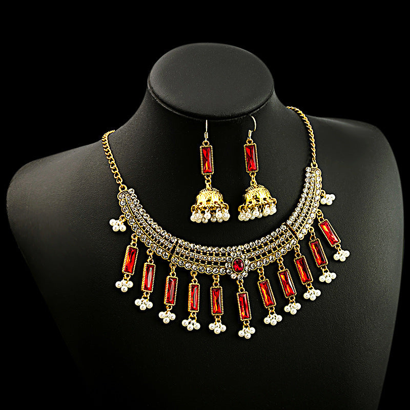 Ethnic-style Pearl Flower Necklace And Earrings Set