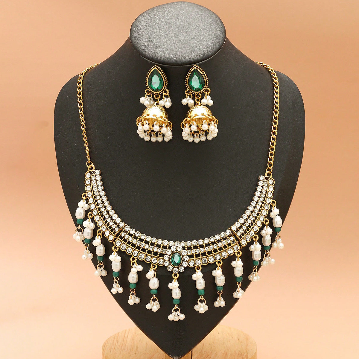 Ethnic-style Pearl Flower Necklace And Earrings Set