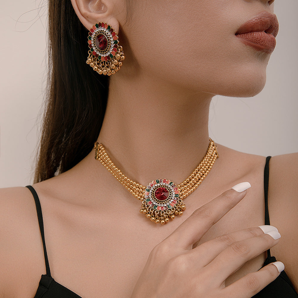 Ethnic-style Pearl Flower Necklace And Earrings Set